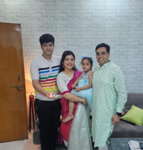 Manoj Kumar family 